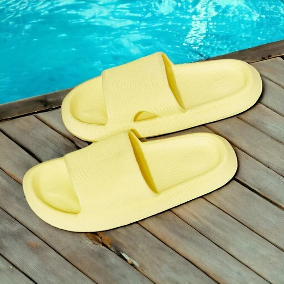 🆕️Bright Yellow Ultra Comfy Open Toe Slides | Perfect for Home & Vacation 💛 - Picture 5 of 8